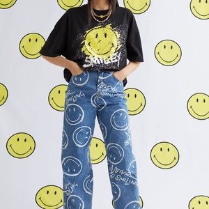 H&M x Smiley Wide Leg High Rise Never Stop Smiling Smiley Jeans 2